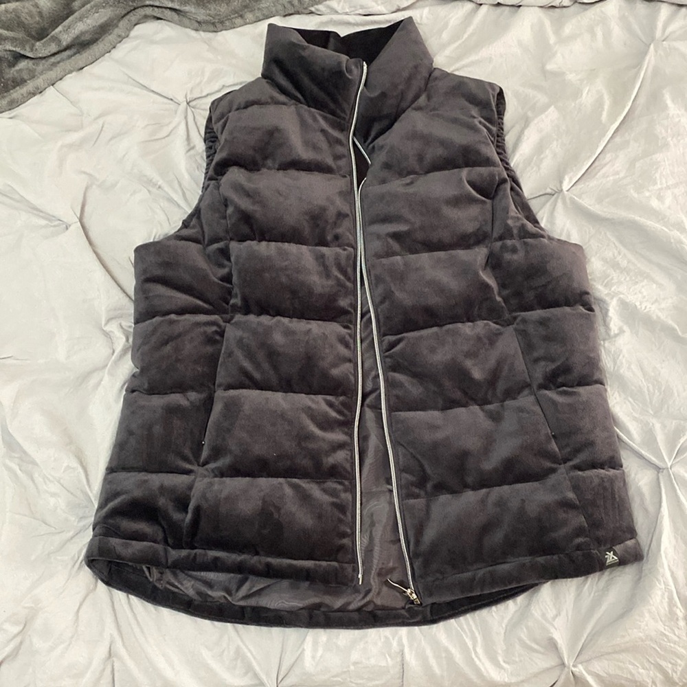 Dark Grey Zeroxposur Puffer Vest Size XL